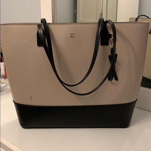 kate spade Handbags - kate spade taupe and black purse